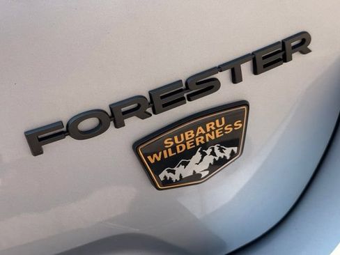 Used 2022 Subaru Forester Wilderness w/ Wilderness Package AWD/4WD image 10