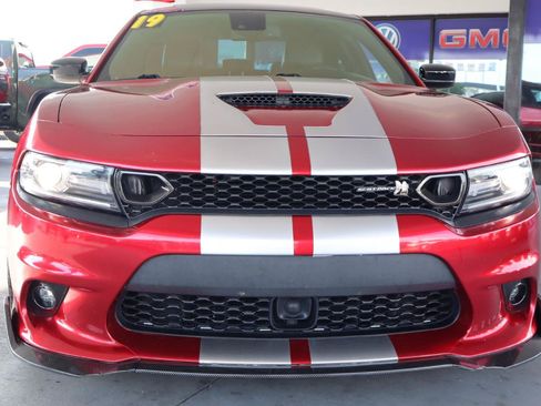 Used 2019 Dodge Charger Scat Pack w/ Dynamics Package RWD image 11