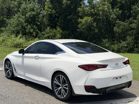 Used 2022 INFINITI Q60 3.0t Luxe w/ Essential Package RWD image 3