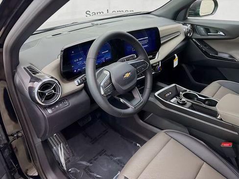 New 2026 Chevrolet Equinox LT AWD/4WD image 11