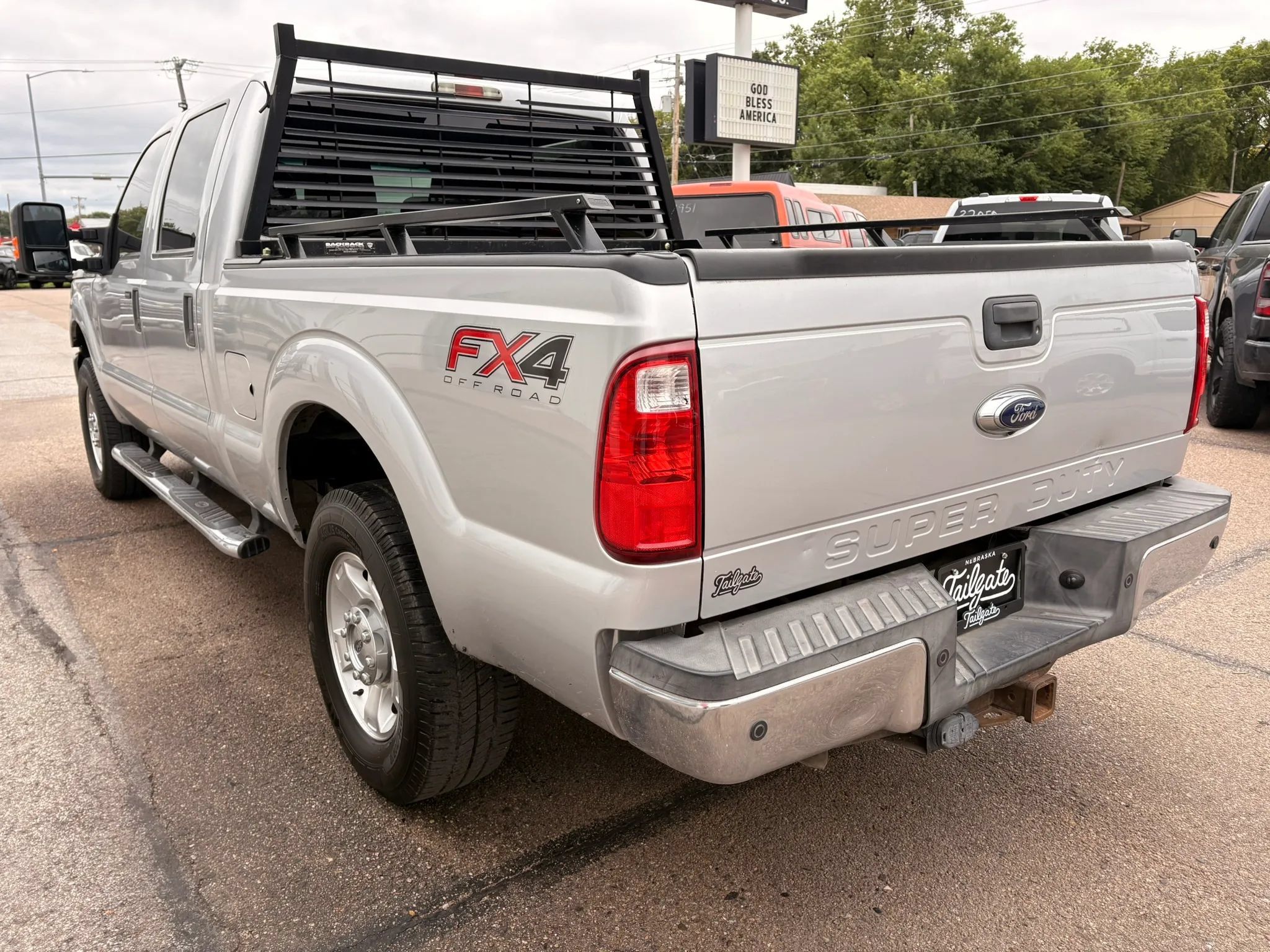 Used 2015 Ford F250 XLT w/ XLT Value Package AWD/4WD image 5