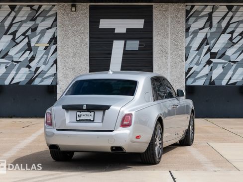 Used 2023 Rolls-Royce Phantom Sedan w/ The Phantom Package image 19