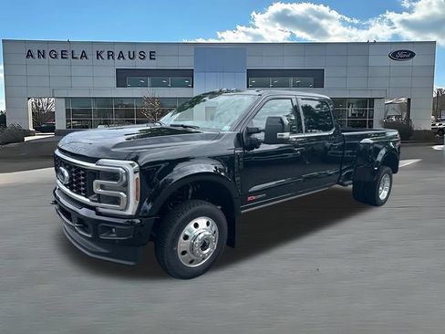 New 2026 Ford F450 Platinum w/ FX4 Off-Road Package AWD/4WD image 3