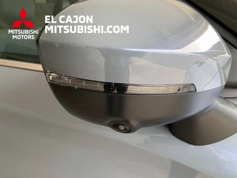 New 2026 Mitsubishi Outlander SE image 23