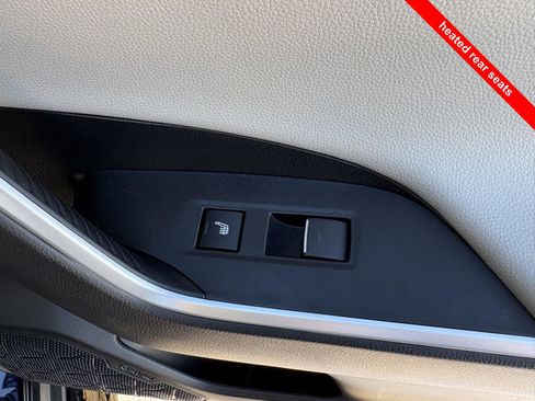 Used 2024 Toyota RAV4 Limited image 17