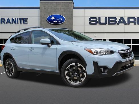 Used 2021 Subaru Crosstrek 2.0i Premium w/ Moonroof Package AWD/4WD image 3