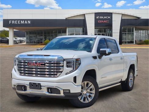 Used 2023 GMC Sierra 1500 Denali w/ Technology Package AWD/4WD image 1