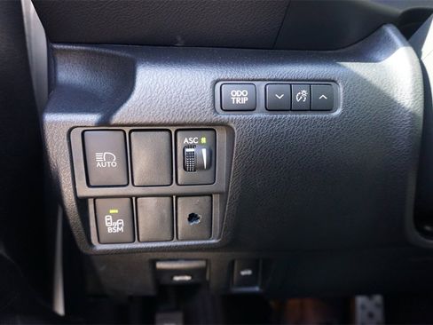 Used 2017 Lexus IS 200t image 5