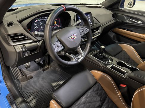 Used 2023 Cadillac CT4 V Blackwing w/ Watkins Glen IMSA Edition image 28