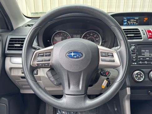 Used 2015 Subaru Forester 2.5i w/ Alloy Wheel Package AWD/4WD image 18