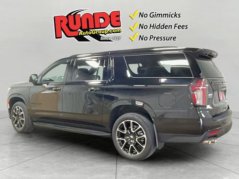 Used 2024 Chevrolet Suburban RST w/ Sport Performance Package AWD/4WD image 4