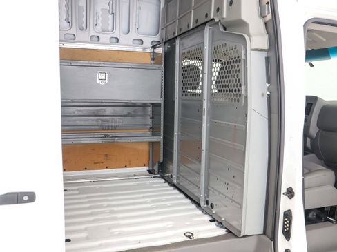 Used 2021 Nissan NV 3500 SV image 13