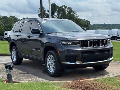 New 2026 Jeep Grand Cherokee L Laredo AWD/4WD image 9