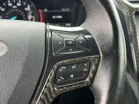 Used 2017 Ford Explorer XLT w/ Equipment Group 202A AWD/4WD image 16