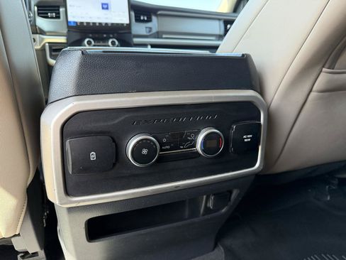 Used 2024 Ford Expedition Max XLT AWD/4WD image 16