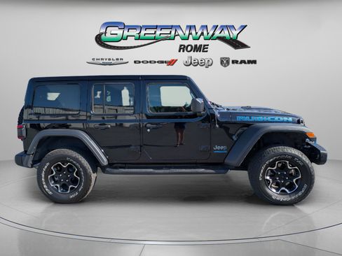 Used 2021 Jeep Wrangler Unlimited Rubicon 4xe w/ Dual Top Group AWD/4WD image 8