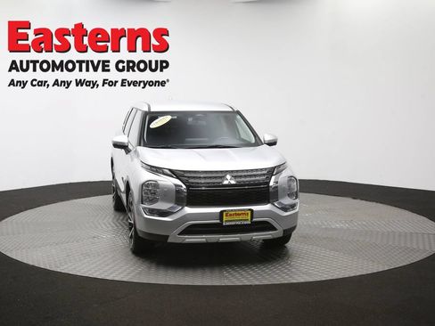 Used 2024 Mitsubishi Outlander SE AWD/4WD image 52