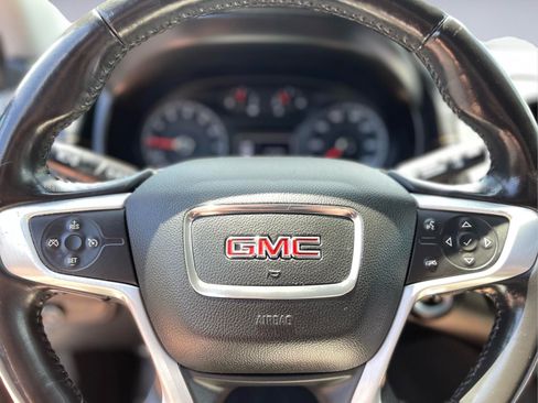 Used 2018 GMC Terrain SLE w/ Driver Convenience Package AWD/4WD image 30