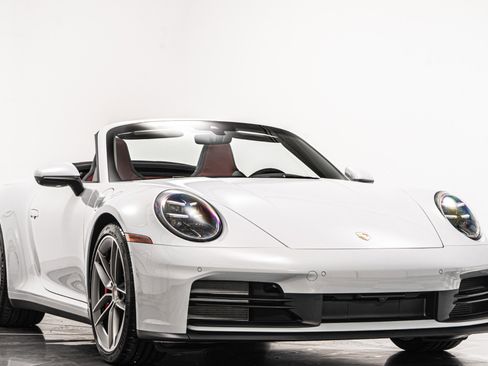 Used 2026 Porsche 911 Carrera S image 3