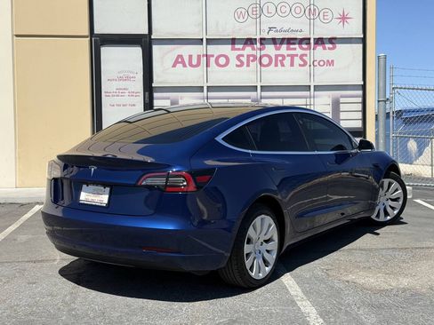 Used 2018 Tesla Model 3 Mid Range RWD image 7