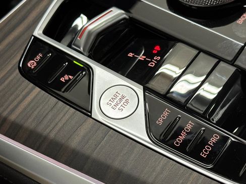 Used 2026 BMW X5 sDrive40i w/ Premium Package image 29