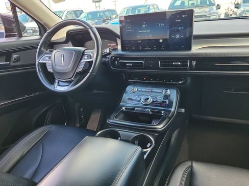 Certified 2023 Lincoln Nautilus FWD w/ Premium Package image 13