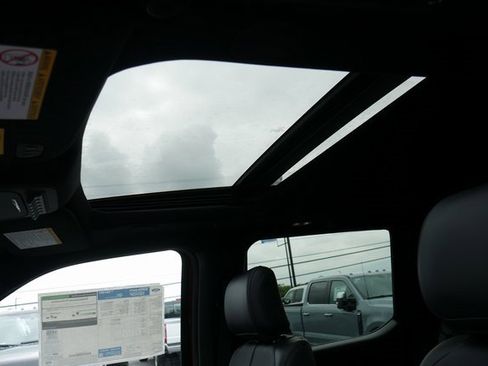 New 2026 Ford F250 Platinum image 3