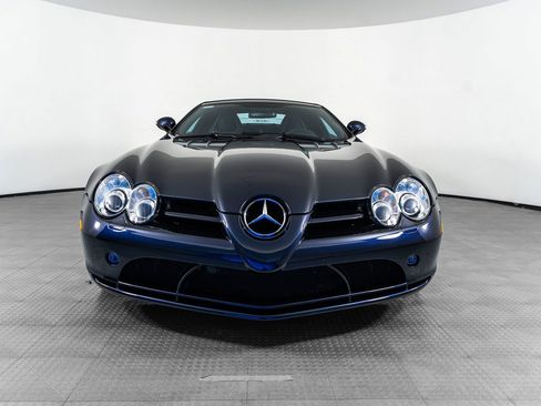 Used 2008 Mercedes-Benz SLR image 13