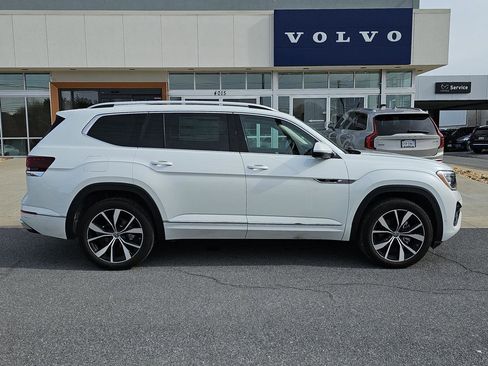 New 2026 Volkswagen Atlas SEL Premium R-Line image 8