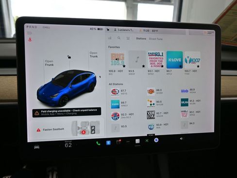 Used 2021 Tesla Model Y Long Range image 23