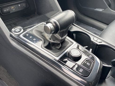 Used 2023 Kia Sportage SX image 20