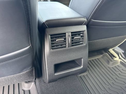New 2026 Mitsubishi Outlander LE FWD image 40