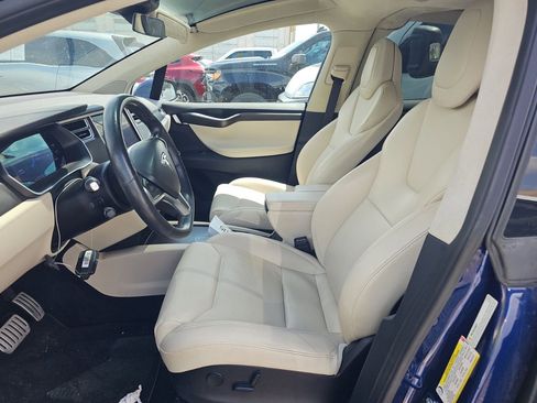 Used 2018 Tesla Model X P100D image 7