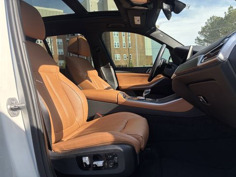 Used 2022 BMW X5 xDrive45e w/ Executive Package image 22