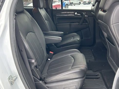Used 2017 Buick Enclave Leather image 15