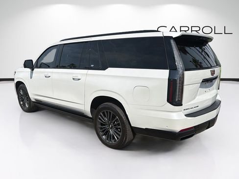 Certified 2025 Cadillac Escalade ESV Sport Platinum AWD/4WD image 12