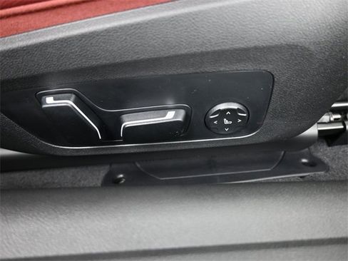 New 2026 BMW M440i Convertible image 24