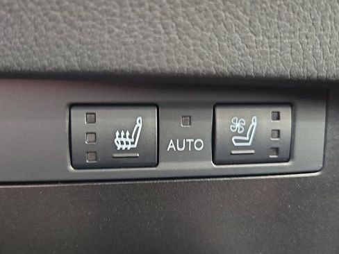 Certified 2025 Lexus ES 300h F Sport w/ Accessory Package (Z2) image 21