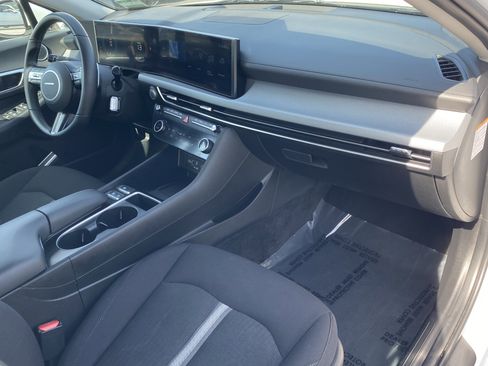 Used 2025 Hyundai Sonata SEL image 10