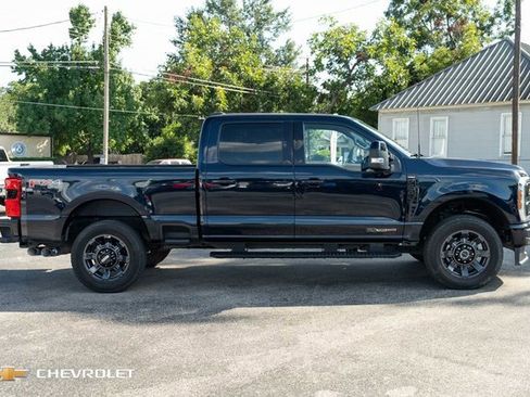 Used 2023 Ford F250 Lariat w/ Sport Appearance Package image 4
