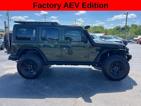 Used 2021 Jeep Wrangler Unlimited Rubicon AWD/4WD image 7