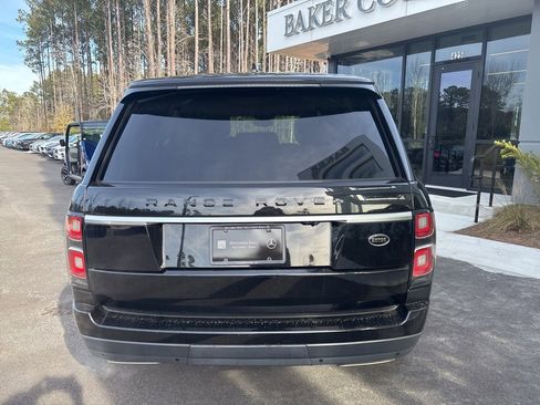 Used 2020 Land Rover Range Rover HSE image 7