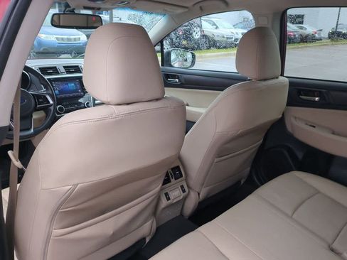 Used 2018 Subaru Outback 2.5i Limited image 17
