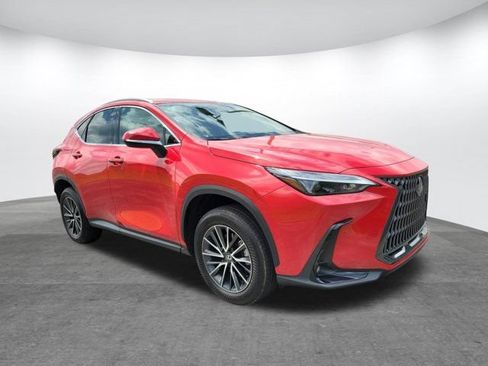 Used 2024 Lexus NX 250 FWD w/ Towing Package (2000 Lbs) image 20