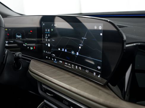 Used 2025 Audi Q5 Premium Plus w/ Premium Plus AWD/4WD image 12