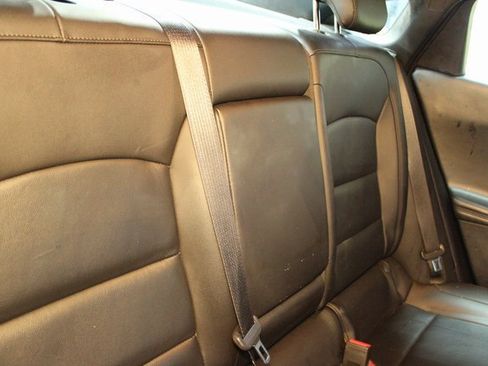 Used 2018 Chevrolet Malibu LT image 14