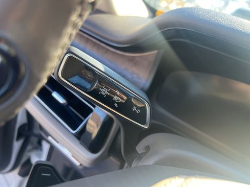 Used 2020 Lincoln Aviator Reserve w/ Equipment Group 201A image 22