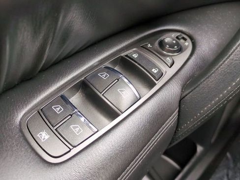 Used 2024 Nissan Armada SL w/ Captain's Chairs Package image 24