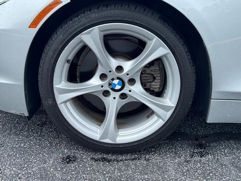 Used 2015 BMW Z4 sDrive28i RWD image 9