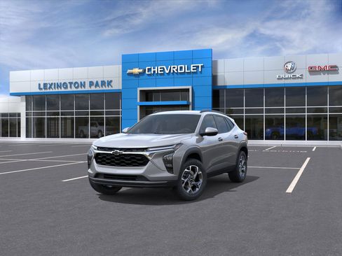 New 2026 Chevrolet Trax LT w/ Driver Confidence Package image 8